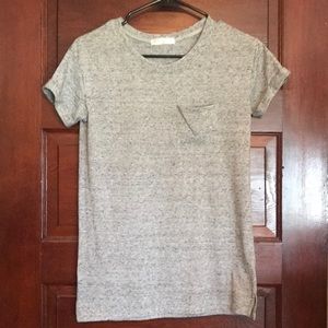 Women’s shirt with pocket